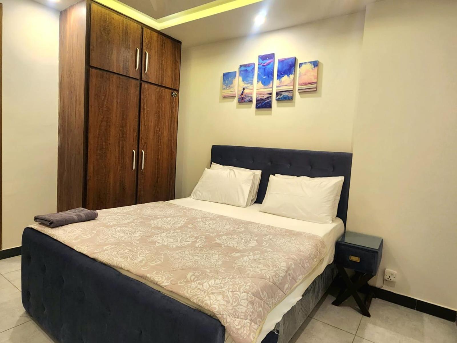 Luxurious Landing Apartments & Suites Bahria Town Rawalpindi Pokój zdjęcie